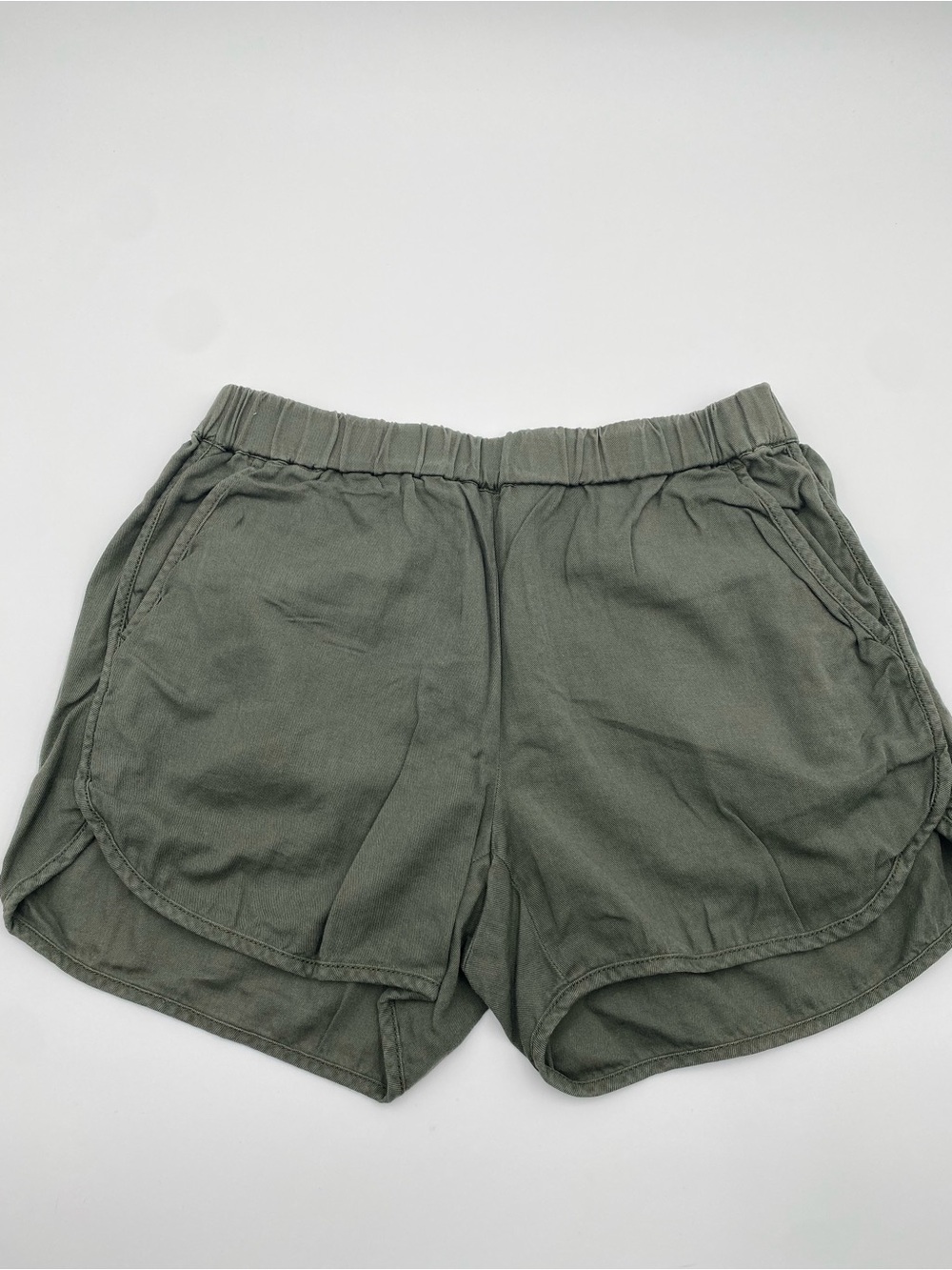 Madewell Dark Olive Elastic-Waist Shorts